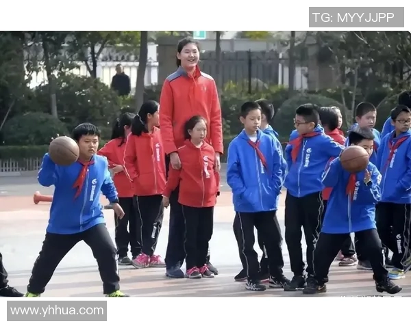姚明与韩红的偶遇：篮球巨星与音乐才女的跨界对话与友谊故事
