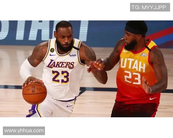 真实有料！湖人球星詹姆斯与戴维斯的默契配合